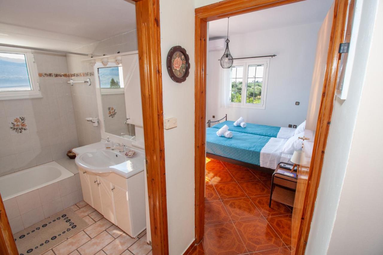 Sea & Olives House Villa Lixouri Exterior photo