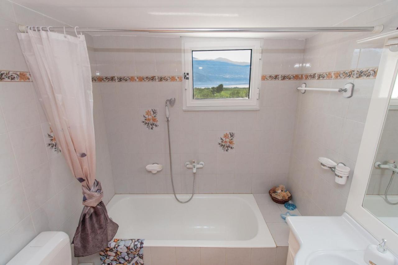 Sea & Olives House Villa Lixouri Exterior photo
